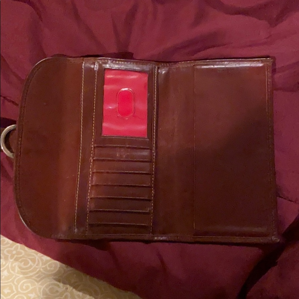 Dooney and bourke wallet
